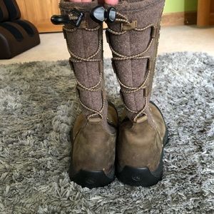 Keen leather boots